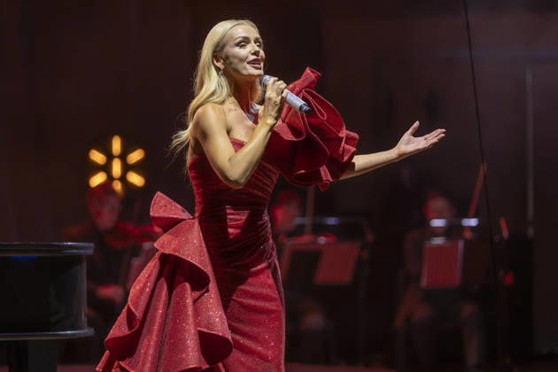 Katherine Jenkins performs at Bridgewater Hall Katherine Jenkins OBE performs at Bridgewater Hall, Manchester, England, on the first night of her 25th Anniversary Tour, Credit:Mike Gray MIKE GRAY - B4227 Avalon  Copyright: xMikexGrayx xMIKExGRAYx-xB4227x xAvalonx 1140146571