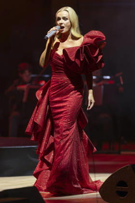 Katherine Jenkins performs at Bridgewater Hall Katherine Jenkins OBE performs at Bridgewater Hall, Manchester, England, on the first night of her 25th Anniversary Tour, Credit:Mike Gray MIKE GRAY - B4227 Avalon  Copyright: xMikexGrayx xMIKExGRAYx-xB4227x xAvalonx 1140146590