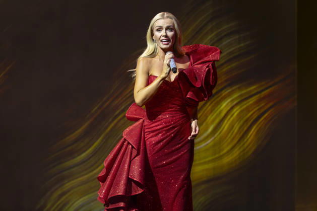 Katherine Jenkins performs at Bridgewater Hall Katherine Jenkins OBE performs at Bridgewater Hall, Manchester, England, on the first night of her 25th Anniversary Tour, Credit:Mike Gray MIKE GRAY - B4227 Avalon  Copyright: xMikexGrayx xMIKExGRAYx-xB4227x xAvalonx 1140146771