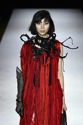 Yohji Yamamoto Women s Ready-to-Wear Spring Summer 2027 Collection Fashion Show during Paris Fashion Week, on October 2, 2026 Bestimage Yohji Yamamoto Fashion Show Women s Ready-to-Wear Spring Summer 2027 Collection during Paris Fashion Week, on October 2, 2026, in Paris, France Paris France  Copyright: xAgencex xBestimagexAgencex xBestimagex