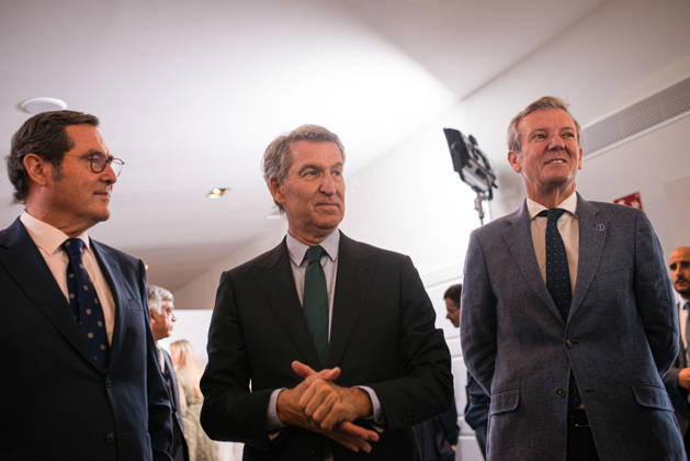 Day Three of the La Toja Vínculo Atlántico Forum I D CEOE President Antonio Garamendi, People’s Party President Alberto Núnez Feijóo, and the President of the Xunta de Galicia, Alfonso Rueda, during the La Toja Vínculo Atlántico Forum on October 3, 2026, in O Grove, Pontevedra, Galicia, Spain. The La Toja Vínculo Atlántico Forum is a renowned annual forum for debate and reflection focused on the defense of liberal democracy, the Atlantic partnership, and international cooperation. Founded in 2019 on the initiative of Josep Piqué, Amancio López Seijas, and the Hotusa Group, it brings together prominent political and business leaders, academics, and representatives of civil society on the island of La Toja. OCTOBER 3, 2026 Elena Ferná O Grov Copyright: xElenaxFernandezx 7817722