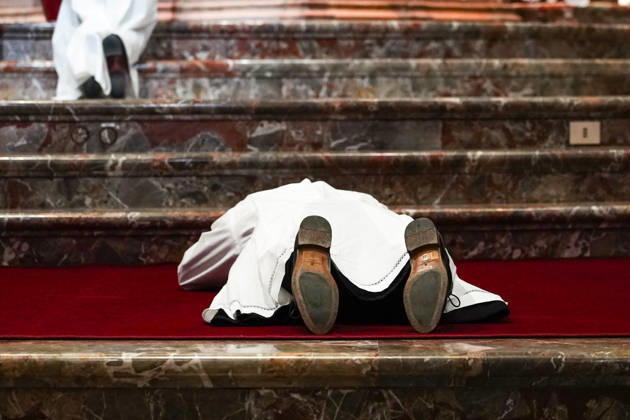 IPA89253355 - MILAN, October 3, 2026 - Ordination ceremony for temporary deacons held in Milan Cathedral by Archbishop Mario Delpini.  Copyright: xEmanuelexRobertoxDexCarlix xx IPA89253355
