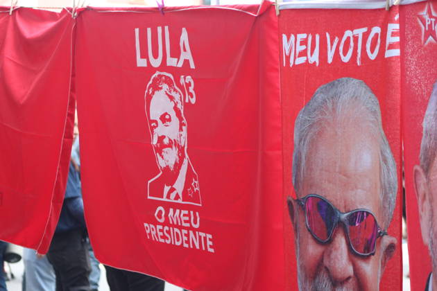 SaO PAULO, SP - 03.10.2026: CAMINHADA REuNE LULA E HADDAD EM SP - President and candidate for re-election Luiz Inacio Lula da Silva participates this Saturday (3), alongside Fernando Haddad, in a campaign walk on Avenida Paulista, in Sao Paulo. The gathering takes place at 10 am, at the corner with Alameda Ministro Rocha Azevedo, with a route along Paulista and Rua Augusta to Praca Roosevelt. The event takes place on the eve of the first round of elections. x3024070x  AngÃ licaxAlves