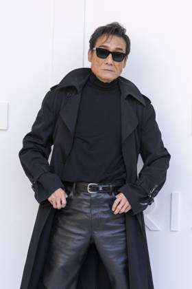 Tony Leung Ka-fai at the photocall for the Céline Spring Summer 2027 Women’s Ready-to-Wear collection during Paris Fashion Week (PFW) at the National Archives Museum in Paris, France, on October 3, 2026. Olivier Borde, Bestimage. Photocall at the Céline fashion show as part of Paris RTW Spring Summer 2027 Fashion Week, held at the Musée National des Archives on October 3, 2026, in Paris, France. Paris, France  Copyright: xOLIVIERxBORDEx xBESTIMAGExOLIVIERxBORDEx xBESTIMAGEx