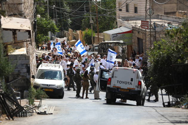 Israeli Soldiers Restrict Palestinian Movement During Settler Tour in Hebron Israeli soldiers restrict the movement of Palestinians and take security measures during a tour by Israeli settlers in the Old City of Hebron, in the West Bank, on October 3, 2026, during the Jewish holiday of Sukkot. Photo by Mamoun Wazwaz apaimages Hebron West Bank Palestinian Territory 031026_Hebron_MW_00(8) Copyright: xapaimagesxMamounxWazwazx xapaimagesx