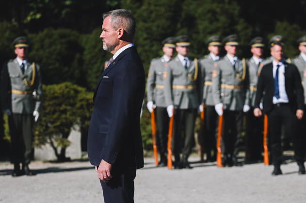 82nd anniversary of the Carpathina-Dukla Operation SVIDNIK, SLOVAKIA – OCTOBER 3: Peter Pellegrini, President of Slovakia (M) attends the wreath laying ceremony as Slovak officials, military personnel and members of the public gather to commemorate the 82nd anniversary of the Carpathian-Dukla Operation, one of the bloodiest military operations fought on Slovak territory during World War II. The commemorations take place at the Military Historical Museum in Svidnik and at the Dukla battlefield memorial complex, honouring the soldiers who fought and died during the operation, which marked the beginning of the direct liberation of Czechoslovakia. Robert Nemeti Anadolu Svidnik Slovakia. Editorial use only. Please get in touch for any other u  Copyright: x2026xAnadoluxRobertxNemetix