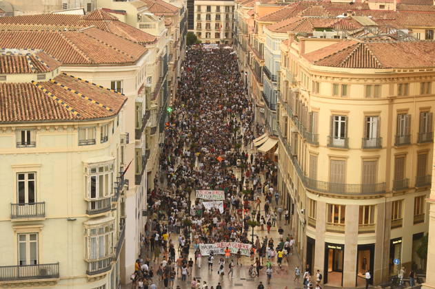 Housing Protest in Málaga Photos from the housing protest in Málaga October 3, 2026, in Málaga, Andalusia, Spain October 3, 2026, in Málaga, Málaga, Spain  Copyright: xÃlexxZeax 7818732