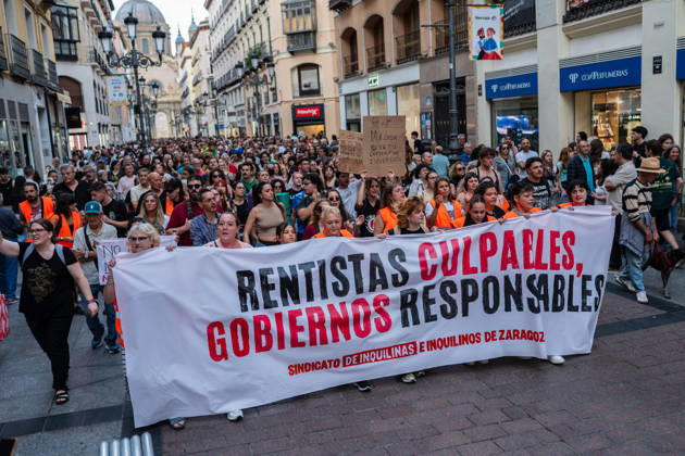 People take part in a demonstration in Zaragoza, Spain, on October 3, 2026, calling for access to affordable housing and defending the right to decent housing. The march, organized by the Zaragoza Tenants Union, began at Santo Domingo Square and moved through the city center before ending at Pilar Square. Demonstrators carried banners and placards and chanted slogans about housing affordability, rents and evictions Zaragoza Spain Copyright: xNanoxCalvox xVWPicsx NN-HousingProtestZgzOct26-7