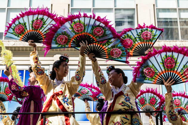 October 3, 2026, New York, New York, USA: Participants at the 2026 NYC Korean Parade raise their traditional fans while riding on a float during the parade. New York USA - ZUMAh214 20261003_znp_h214_011 Copyright: xSDxHerzogx
