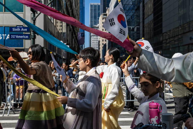 October 3, 2026, New York, New York, USA: Participants at the 2026 NYC Korean Parade march down Sixth Avenue in Manhattan. New York USA - ZUMAh214 20261003_znp_h214_032 Copyright: xSDxHerzogx