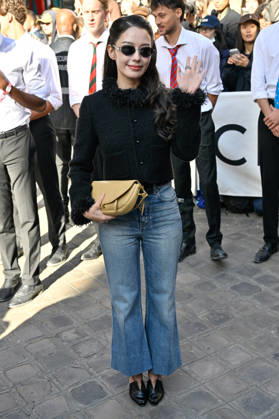 PFW Celine Outside Arrivals Gina Alice arriving at the Celine show during Paris Fashion Week, in Paris, France on 3 October 2026. Photo by Julien Reynaud APS-Medias ABACAPRESS.COM Paris France  Copyright: xReynaudxJulien APS-Medias ABACAx