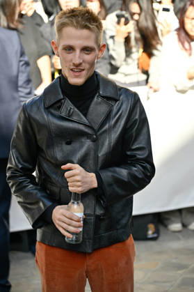 PFW Celine Outside Arrivals Valentin Campagne arriving at the Celine show during Paris Fashion Week, in Paris, France on 3 October 2026. Photo by Julien Reynaud APS-Medias ABACAPRESS.COM Paris France  Copyright: xReynaudxJulien APS-Medias ABACAx