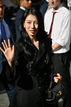 PFW Celine Outside Arrivals Bae Suzy arriving at the Celine show during Paris Fashion Week, in Paris, France on 3 October 2026. Photo by Julien Reynaud APS-Medias ABACAPRESS.COM Paris France  Copyright: xReynaudxJulien APS-Medias ABACAx