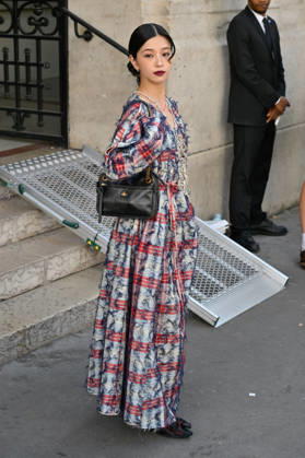 PFW Vivienne Westwood Outside Arrivals Guest arriving at the Vivienne Westwood show during Paris Fashion Week, in Paris, France on 3 October 2026. Photo by Julien Reynaud APS-Medias ABACAPRESS.COM Paris France  Copyright: xReynaudxJulien APS-Medias ABACAx