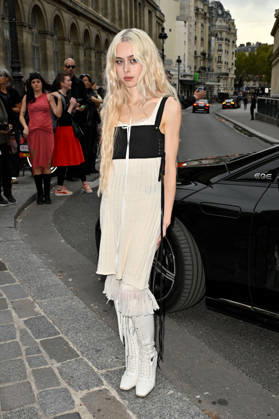 PFW Ann Demeulemeester Outside Arrivals Erin LeCount arriving at the Ann Demeulemeester show during Paris Fashion Week, in Paris, France on 3 October 2026. Photo by Julien Reynaud APS-Medias ABACAPRESS.COM Paris France  Copyright: xReynaudxJulien APS-Medias ABACAx