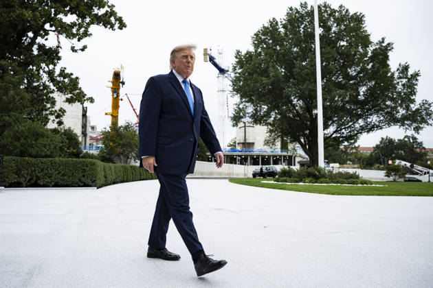 October 3, 2026, Washington, District Of Columbia, USA: United States President Donald J Trump speaks to members of the media before boarding Marine One on the South Lawn of the White House, in Washington, DC, USA, 3 October 2026. President Trump is traveling to Ohio for a rally as he campaigns with Republican Party candidates before midterm elections Washington USA - ZUMAs152 20261003_faa_s152_029 Copyright: xGraemexSloan-PoolxviaxCNPx