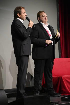 Peter Rütten und Oliver Kalkofe bei der Weltpremiere der ersten Folge der neuen SchleFaZ-Staffel auf Großbildleinwand Geisterjäger John Sinclair - Die Dämonenhochzeit im Ernst-Reuter-Saal. Berlin, 03.10.2026