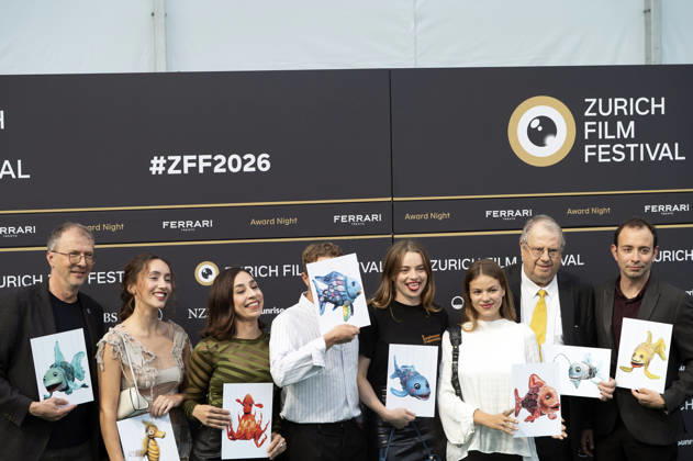 Marcus Pfister, Annalena Miano, Carol Schuler, Max Hubacher, Luna Wedler, Yael Meier und Gäste bei der Premiere des Kinofilms De Rägebogefisch auf dem 22. Zurich Film Festival im Corso. Zürich, 03.10.2026