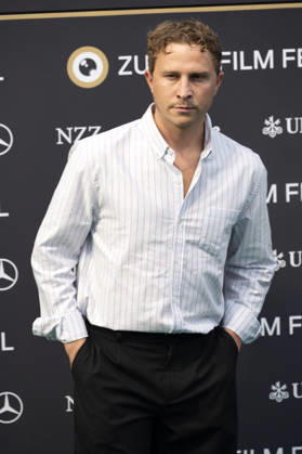 Max Hubacher bei der Premiere des Kinofilms De Rägebogefisch auf dem 22. Zurich Film Festival im Corso. Zürich, 03.10.2026