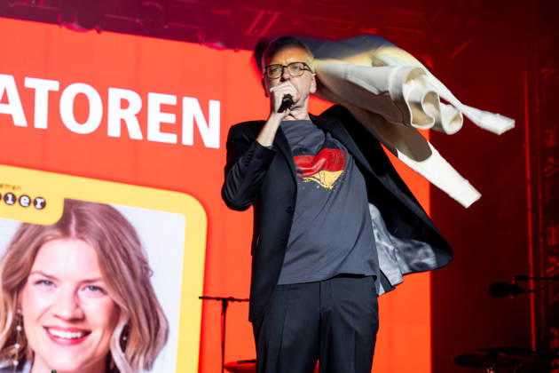 Feiern Tag der Deutschen Einheit in Bremen - Feierlichkeiten zum Tag der Deutschen Einheit 2026, Bremen, 03.10.2026 Bremen, Bürgerfest, Fanta Vier Konzert, Illuminatin an der Schlachte, Lichtershow Bremen, Deutschland, 03.10.26: Feiern Tag der Dt. Einheit in Bremen im Marktplatz, Rathaus am 03.10.2026 in Bremen, Deutschland. (Foto von Axel Kaste) Anmoderation Radio Bremen, Bürgerfest und Fanta Vier Konzert, Fantastische Vier Bremen Marktplatz, Rathaus Freie Hansestadt Bremen Deutschland
