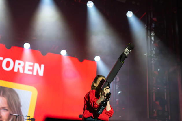 Feiern Tag der Deutschen Einheit in Bremen - Feierlichkeiten zum Tag der Deutschen Einheit 2026, Bremen, 03.10.2026 Bremen, Bürgerfest, Fanta Vier Konzert, Illuminatin an der Schlachte, Lichtershow Bremen, Deutschland, 03.10.26: Feiern Tag der Dt. Einheit in Bremen im Marktplatz, Rathaus am 03.10.2026 in Bremen, Deutschland. (Foto von Axel Kaste) Anmoderation Radio Bremen, Bürgerfest und Fanta Vier Konzert, Fantastische Vier, Verschießen von Gimmiks Bremen Marktplatz, Rathaus Freie Hansestadt Bremen Deutschland