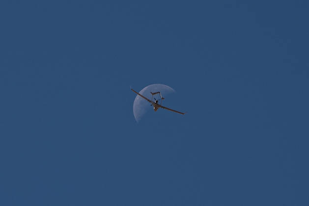 TEKNOFEST Southeast in Turkiye s Sanliurfa SANLIURFA, TURKIYE - OCTOBER 04: A Bayraktar TB2 unmanned aerial vehicle (UAV), developed by Baykar, performs a demonstration flight in the sky with the moon visible in the background during TEKNOFEST Southeast, world s largest aviation, space, and technology festival in Sanliurfa, Turkiye on October 4, 2026. Arman Onal Anadolu Sanliurfa Turkey. Editorial use only. Please get in touch for any other usage.  Copyright: x2026xAnadoluxArmanxOnalx