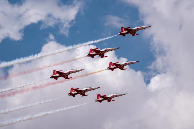 TEKNOFEST Southeast in Turkiye s Sanliurfa SANLIURFA, TURKIYE - OCTOBER 4: The Turkish Stars aerobatic team performs an air show during during TEKNOFEST Southeast, world s largest aviation, space, and technology festival at Sanliurfa GAP Airport in Sanliurfa, Turkiye, on October 4, 2026. Arman Onal Anadolu Sanliurfa Turkey. Editorial use only. Please get in touch for any other usage.  Copyright: x2026xAnadoluxArmanxOnalx