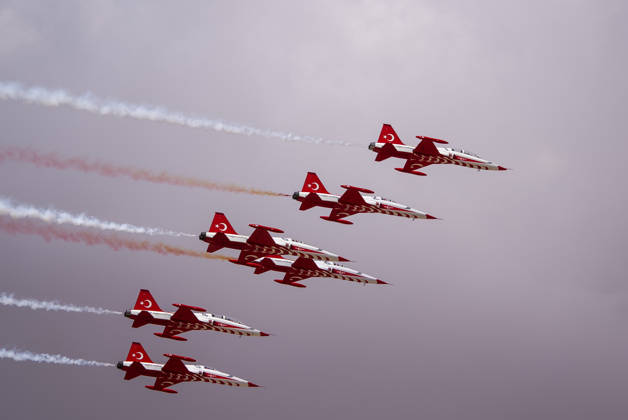 TEKNOFEST Southeast in Turkiye s Sanliurfa SANLIURFA, TURKIYE - OCTOBER 4: The Turkish Stars aerobatic team performs an air show during during TEKNOFEST Southeast, world s largest aviation, space, and technology festival at Sanliurfa GAP Airport in Sanliurfa, Turkiye, on October 4, 2026. Arman Onal Anadolu Sanliurfa Turkey. Editorial use only. Please get in touch for any other usage.  Copyright: x2026xAnadoluxArmanxOnalx