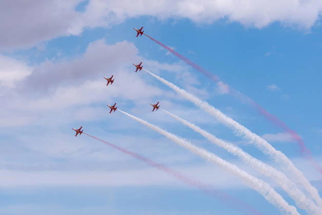 TEKNOFEST Southeast in Turkiye s Sanliurfa SANLIURFA, TURKIYE - OCTOBER 4: The Turkish Stars aerobatic team performs an air show during during TEKNOFEST Southeast, world s largest aviation, space, and technology festival at Sanliurfa GAP Airport in Sanliurfa, Turkiye, on October 4, 2026. Arman Onal Anadolu Sanliurfa Turkey. Editorial use only. Please get in touch for any other usage.  Copyright: x2026xAnadoluxArmanxOnalx