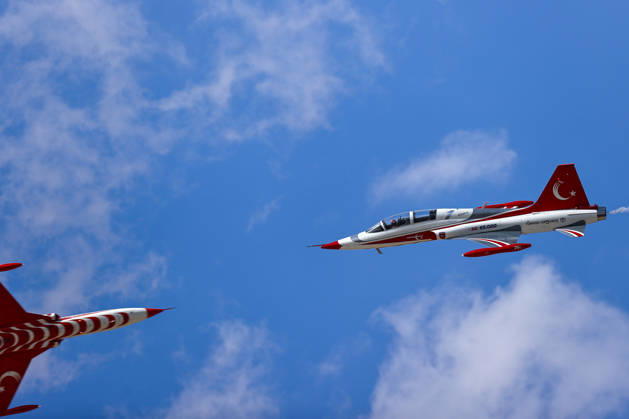 TEKNOFEST Southeast in Turkiye s Sanliurfa SANLIURFA, TURKIYE - OCTOBER 4: The Turkish Stars aerobatic team performs an air show during during TEKNOFEST Southeast, world s largest aviation, space, and technology festival at Sanliurfa GAP Airport in Sanliurfa, Turkiye, on October 4, 2026. Mustafa Ciftci Anadolu Sanliurfa Turkey. Editorial use only. Please get in touch for any other usage.  Copyright: x2026xAnadoluxMustafaxCiftcix