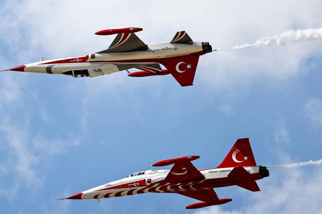 TEKNOFEST Southeast in Turkiye s Sanliurfa SANLIURFA, TURKIYE - OCTOBER 4: The Turkish Stars aerobatic team performs an air show during during TEKNOFEST Southeast, world s largest aviation, space, and technology festival at Sanliurfa GAP Airport in Sanliurfa, Turkiye, on October 4, 2026. Mustafa Ciftci Anadolu Sanliurfa Turkey. Editorial use only. Please get in touch for any other usage.  Copyright: x2026xAnadoluxMustafaxCiftcix