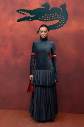 PFW Lacoste - Photocall LZ Kylie Verzosa attends the Lacoste Womenswear Spring Summer 2027 show as part of Paris Fashion Week on October 4, 2026 at Roland Garros in Paris, France. Photo by Laurent Zabulon ABACAPRESS.COM  Copyright: xZabulonxLaurent ABACAx