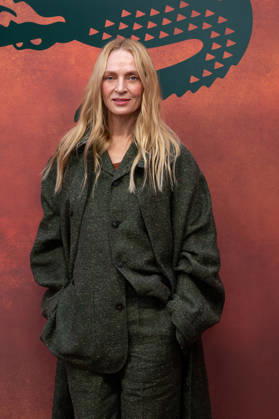 PFW Lacoste - Photocall LZ Uma Thurman attends the Lacoste Womenswear Spring Summer 2027 show as part of Paris Fashion Week on October 4, 2026 at Roland Garros in Paris, France. Photo by Laurent Zabulon ABACAPRESS.COM  Copyright: xZabulonxLaurent ABACAx