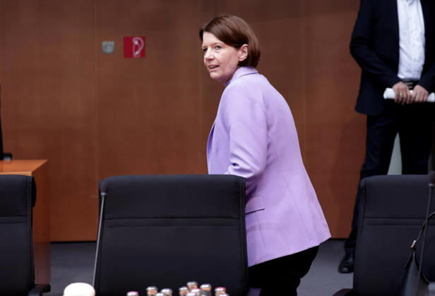 Martina Rosenberg, Präsidentin des MAD, Öffentliche Anhörung des Parlamentarischen Kontrollgremiums, Berlin, 05.10.2026