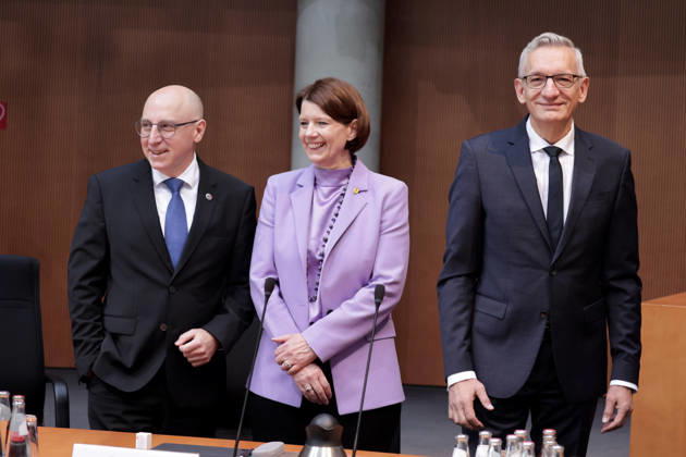 Sinan Selen, Präsident des Bundesamtes für Verfassungsschutz, Martina Rosenberg, Präsidentin des MAD, Martin Jäger, Präsident des BND, Öffentliche Anhörung des Parlamentarischen Kontrollgremiums, Berlin, 05.10.2026