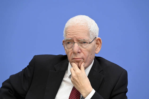 ABB BPK- Dr. Josef Schuster, Praesident des Zentralrats der Juden in Deutschlan Thema Vorstellung Entschieden gegen Antisemitismus Gutachten zum Gesetzentwurf zur Strafbarkeit der Leugnung des Existenzrechts Israels auf der BPK Bundespressekonferenz in Berlin am 01.10.2026 Berlin Deutschland