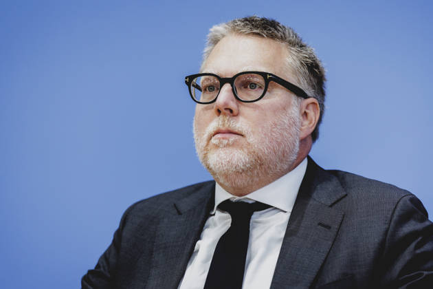 Steffen Augsberg, Professor fuer oeffentliches Recht an der Justus-Liebig-Universitaet Giessen, aufgenommen im Rahmen der Pressekonferenz zum Thema Entschieden gegen Antisemitismus: Gutachten zum Gesetzentwurf zur Strafbarkeit der Leugnung des Existenzrechts Israels in Berlin, 05.10.2026. Berlin Deutschland Copyright: xFlorianxGaertnerx