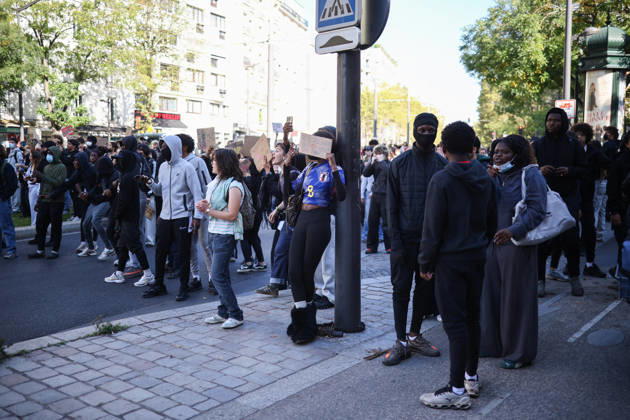 Clashes With Police During Student Protest - Paris Clashes between protesters and police during the student demonstration between the Lycee Paul Valéry and the Lycée Elisa Lemonnier in the 12th arrondissement of Paris, France on October 5, 2026. Students continue their protest to demand the hiring of substitute teachers, increased resources, and decent learning conditions. Photo by Raphael Lafargue ABACAPRESS.COM Paris France Copyright: xLafarguexRaphael ABACAx
