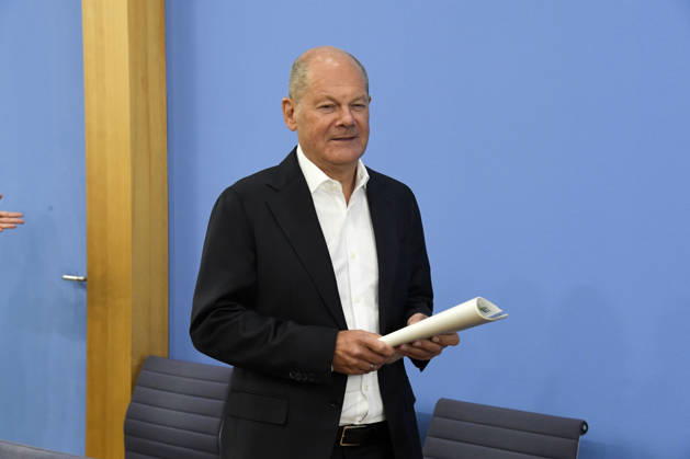 ABB BPK- Olaf Scholz, Bundeskanzler a.D. und Co-Vorsitzender der ENSK Thema Vorstellung Vorstellung Entwicklungspolitische Nord-Sued-Kommission (ENSK) Pressekonferenz zu Zusammensetzung prioritären Themen der Entwicklungspolitischen Nord-Sued-Kommission auf der BPK Bundespressekonferenz in Berlin am 05.10.2026 Berlin Deutschland