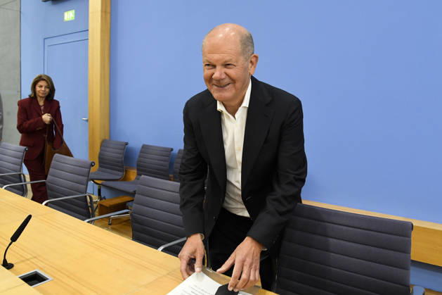 ABB BPK- Olaf Scholz, Bundeskanzler a.D. und Co-Vorsitzender der ENSK Thema Vorstellung Vorstellung Entwicklungspolitische Nord-Sued-Kommission (ENSK) Pressekonferenz zu Zusammensetzung prioritären Themen der Entwicklungspolitischen Nord-Sued-Kommission auf der BPK Bundespressekonferenz in Berlin am 05.10.2026 Berlin Deutschland