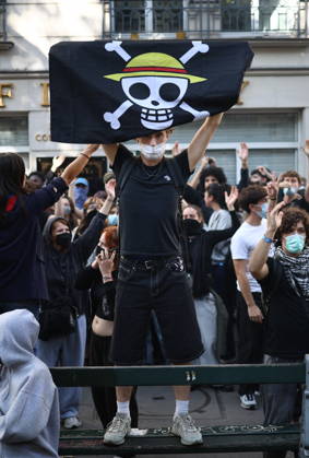 Clashes With Police During Student Protest - Paris Clashes between protesters and law enforcement during a student demonstration near Place de la Bastille in Paris, in the 11th arrondissement, France, on October 5, 2026. Students continue their protest to demand the hiring of substitute teachers, increased resources, and decent learning conditions. Photo by Raphael Lafargue ABACAPRESS.COM Paris Ile-de-France France Copyright: xLafarguexRaphael ABACAx