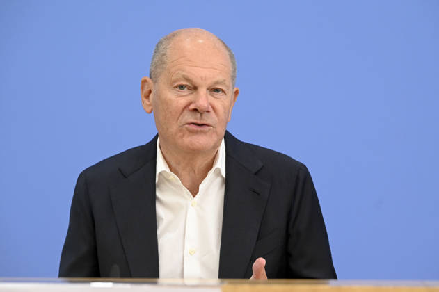 ABB BPK- Olaf Scholz, Bundeskanzler a.D. und Co-Vorsitzender der ENSK Thema Vorstellung Vorstellung Entwicklungspolitische Nord-Sued-Kommission (ENSK) Pressekonferenz zu Zusammensetzung prioritären Themen der Entwicklungspolitischen Nord-Süd-Kommission auf der BPK Bundespressekonferenz in Berlin am 05.10.2026 Berlin Deutschland