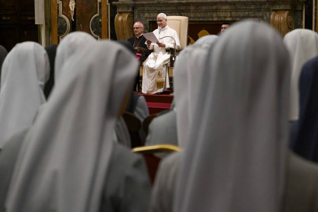 ITALY - PRIVATE AUDIENCE - VATICAN-2026 10 5 Italy, Rome, Vatican, 2026 10 5 Pope Leo XIV receives Priests and Religious Sisters from Korea Residing in Rome in a private audience in The Vatican . EDITORIAL USE ONLY - NO BOOKS Copyright: xVATICANxMEDIA xCatholicxPressxPhotox