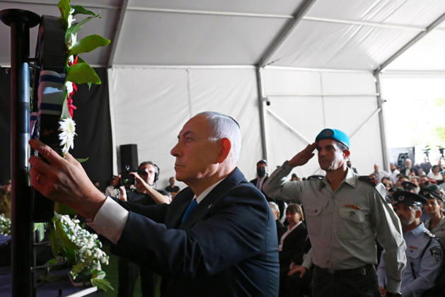 Israeli Prime Minister Benjamin Netanyahu lays a wreath at the State Memorial Ceremony for the three year anniversary of the October 7, 2023, Hamas attack, in remembrance of Israel Defense Forces and security members who fell in the War of Redemption in the Mt. Herzl Cemetery, Jerusalem, on Monday, October 5, 2026.  JER2026100514 DEBBIExHILL