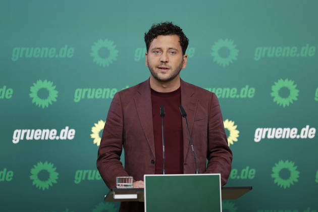 Felix Banaszak Co-Vorsitzender Bündnis 90 Die Grünen; Pressekonferenz 05.10.2026, am 05.10.2026 in Berlin, (Parteizentrale Bündnis 90 Die Grünen), Deutschland