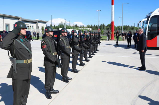 Turkish President Recep Tayyip Erdogan ANTALYA, TURKIYE - OCTOBER 05: (----EDITORIAL USE ONLY - MANDATORY CREDIT - TURKISH PRESIDENCY MURAT KULA HANDOUT - NO MARKETING NO ADVERTISING CAMPAIGNS - DISTRIBUTED AS A SERVICE TO CLIENTS----) Turkish President Recep Tayyip Erdogan salutes the military guard of honor upon his arrival at Antalya Airport to attend various programs and events in Antalya, Turkiye on October 05, 2026. TUR Presidency Murat Kula Anadolu Antalya Turkey. Editorial use only. Please get in touch for any other usage.  Copyright: x2026xAnadoluxTURxPresidencyx MuratxKulax