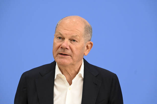 ABB BPK- Olaf Scholz, Bundeskanzler a.D. und Co-Vorsitzender der ENSK Thema Vorstellung Vorstellung Entwicklungspolitische Nord-Sued-Kommission (ENSK) Pressekonferenz zu Zusammensetzung prioritären Themen der Entwicklungspolitischen Nord-Süd-Kommission auf der BPK Bundespressekonferenz in Berlin am 05.10.2026 Berlin Deutschland
