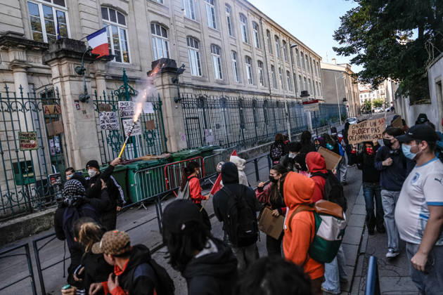 Student protests continue across France as up to 500 high schools close NANCY, FRANCE - OCTOBER 5: High school students gather to protest against current education conditions disrupt classes across the country in Nancy, France on October 5, 2026. Demonstrators pushed for expanded resources, improved school maintenance, smaller class sizes, and strategies to tackle staffing shortages. The countrywide action disrupted learning at roughly 400 to 500 high schools, which experienced full or partial class suspensions. Muhammed Said Tako Anadolu Nancy France. Editorial use only. Please get in touch for any other usage.  Copyright: x2026xAnadoluxMuhammedxSaidxTakox