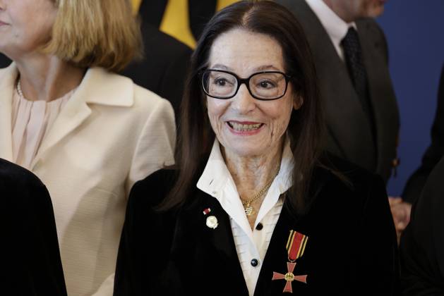 Nana Mouskouri, Genf Schweiz, Deutschland, Berlin, Amtssitz am Spreebogen, Bundespräsident Frank-Walter Steinmeier hat 21 Bürgerinnen und Bürger zum Tag der Deutschen Einheit mit dem Verdienstorden der Bundesrepublik Deutschland ausgezeichnet.
