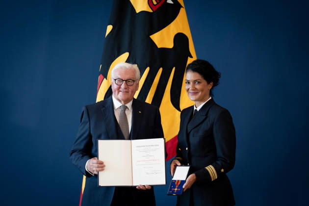 Bundespräsident Frank-Walter Steinmeier verleiht Verdienstorden Berlin, Amtssitz am Spreebogen, Bundespräsident Frank-Walter Steinmeier verleiht Verdienstorden, Nariman Hammouti Berlin Berlin GER